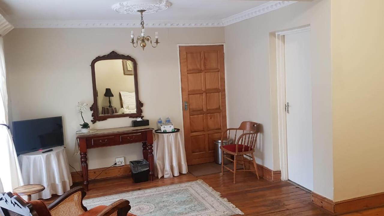 جوهانسبورغ Upper Houghton Guesthouse المظهر الخارجي الصورة